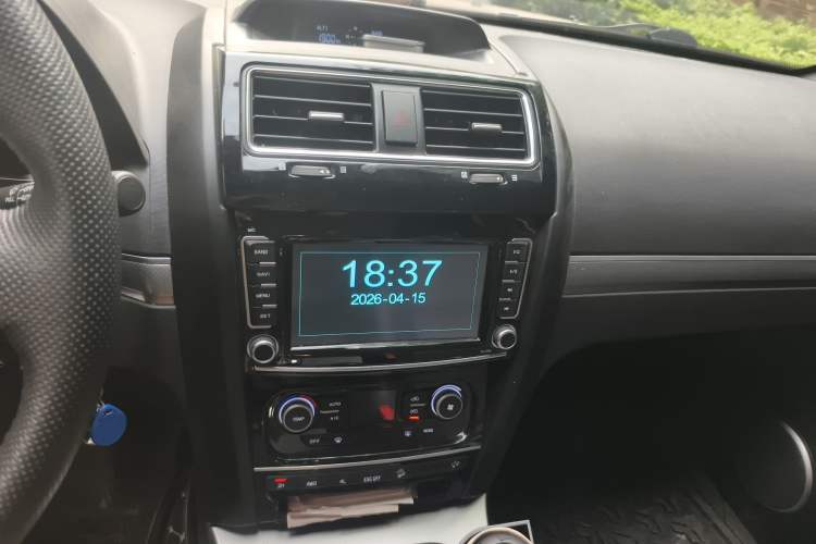 Used Haval H5 Classic 2018 Classic Edition 2.0T Diesel Manual 4x4 Prestige Model Audio And AC Panel