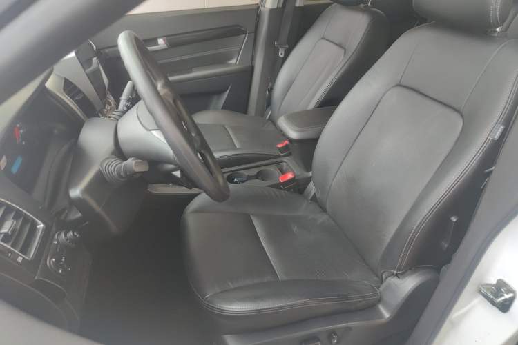 Used Chevrolet Captiva 2014 2.4L Two-Wheel Drive Urban Version 7 Seats