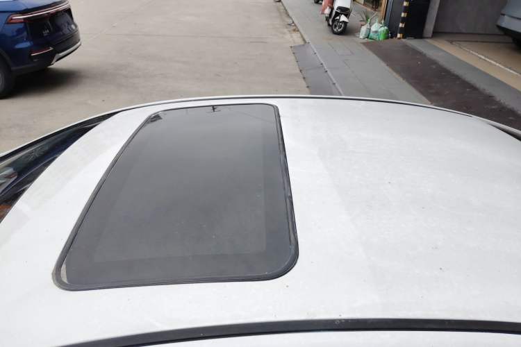 Used Hyundai Sonata 2015 Classic 2.0L Automatic Luxury Edition
