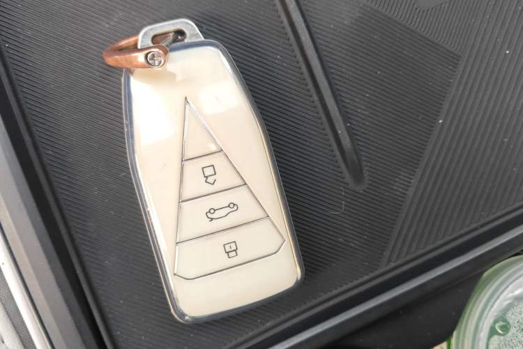 Used Venucia VX6 2023 520 Max