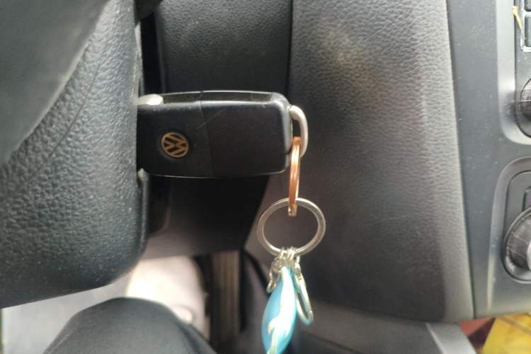 Used Volkswagen Sagitar 2014 Revised Version 1.6L Automatic Comfort Edition Vehicle Key