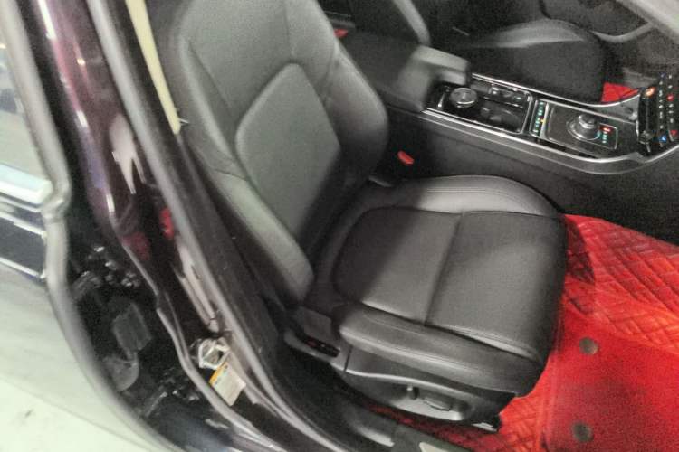 Used Jaguar XFL 2018 XFL 2.0T 250 PS Luxury Edition
