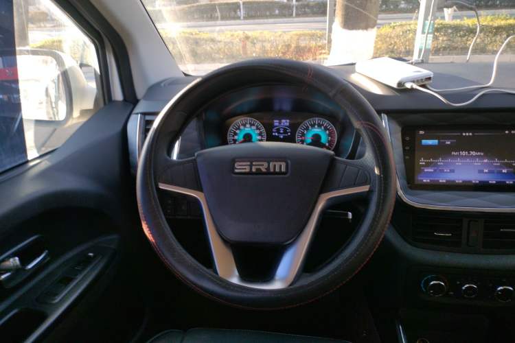 Used Jinbei Gold Hiace 2021 2.0L Passenger Van Travel Lion Mid-Size Air-Conditioned Version 9 Seats
