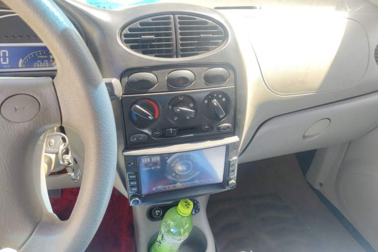 Used Chery QQ3 2012 Fashion Edition 1.0L Manual Champion Version