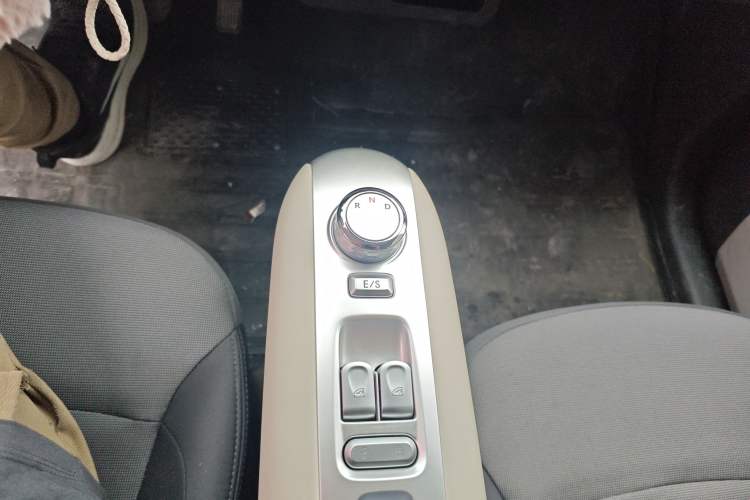 Used CHANGAN NEVO Lumin 2025 205 km Xiangqin Version Gear Lever