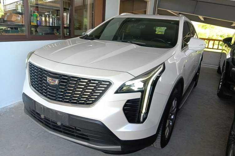 Used Cadillac XT4 2020 28T Two-Wheel-Drive Leading Version