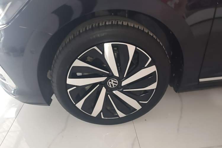Used Volkswagen Passat 2023 330TSI Luxury Edition
