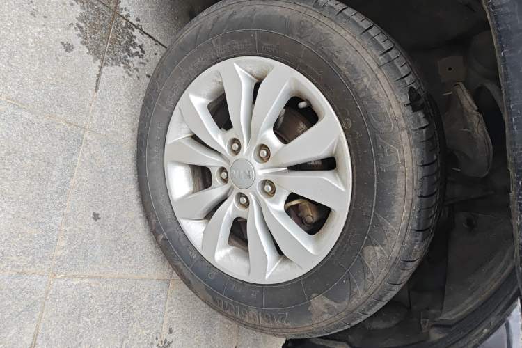 Used Kia Sportage 2013 2.0L Manual Two-Wheel Drive GL Trim
