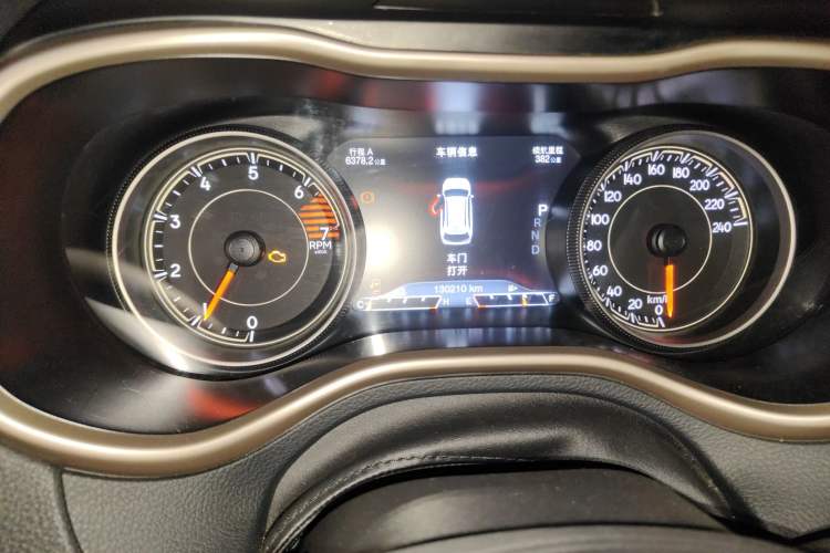 Used Jeep Cherokee 2017 2.0L Superior Edition