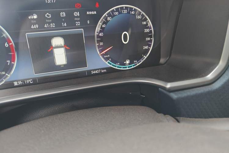 Used BAIC Off-Road BJ40 2018 PLUS 2.3T Automatic Four-Wheel Drive Flagship Version China V Emission Standard Odometer Close Up