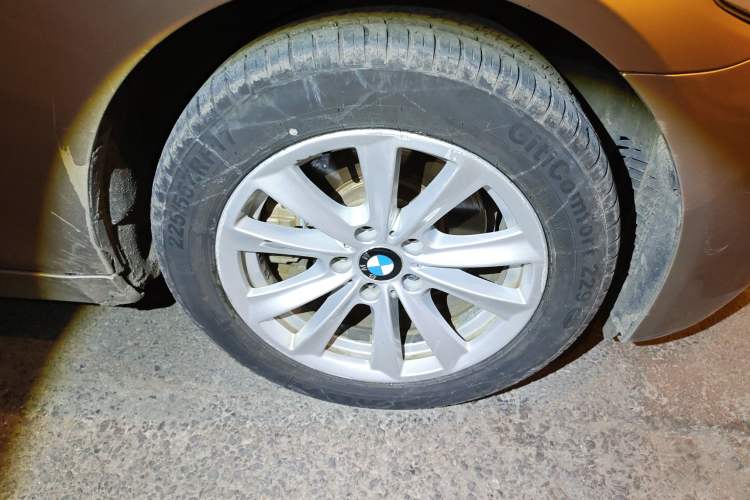 Used BMW 5 Series 2013 520Li Elegant Edition
