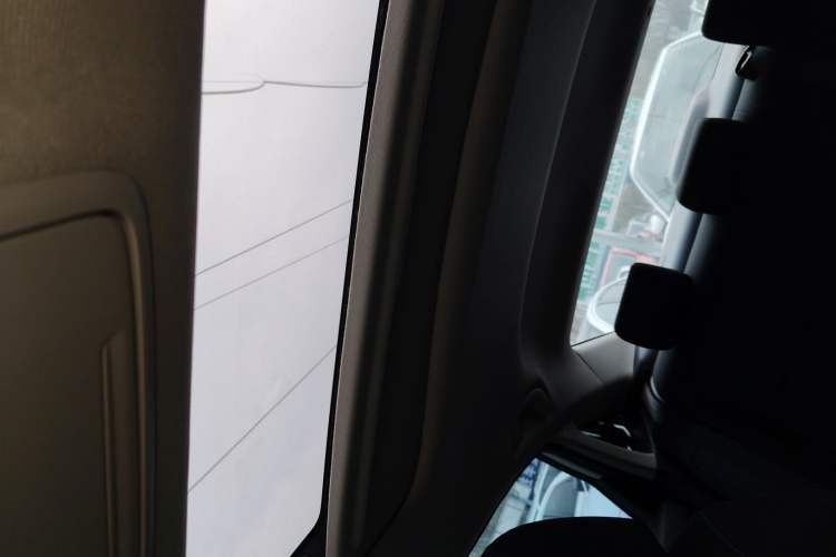 Used Honda Civic 2022 240TURBO CVT Dynamic Edition Headliner