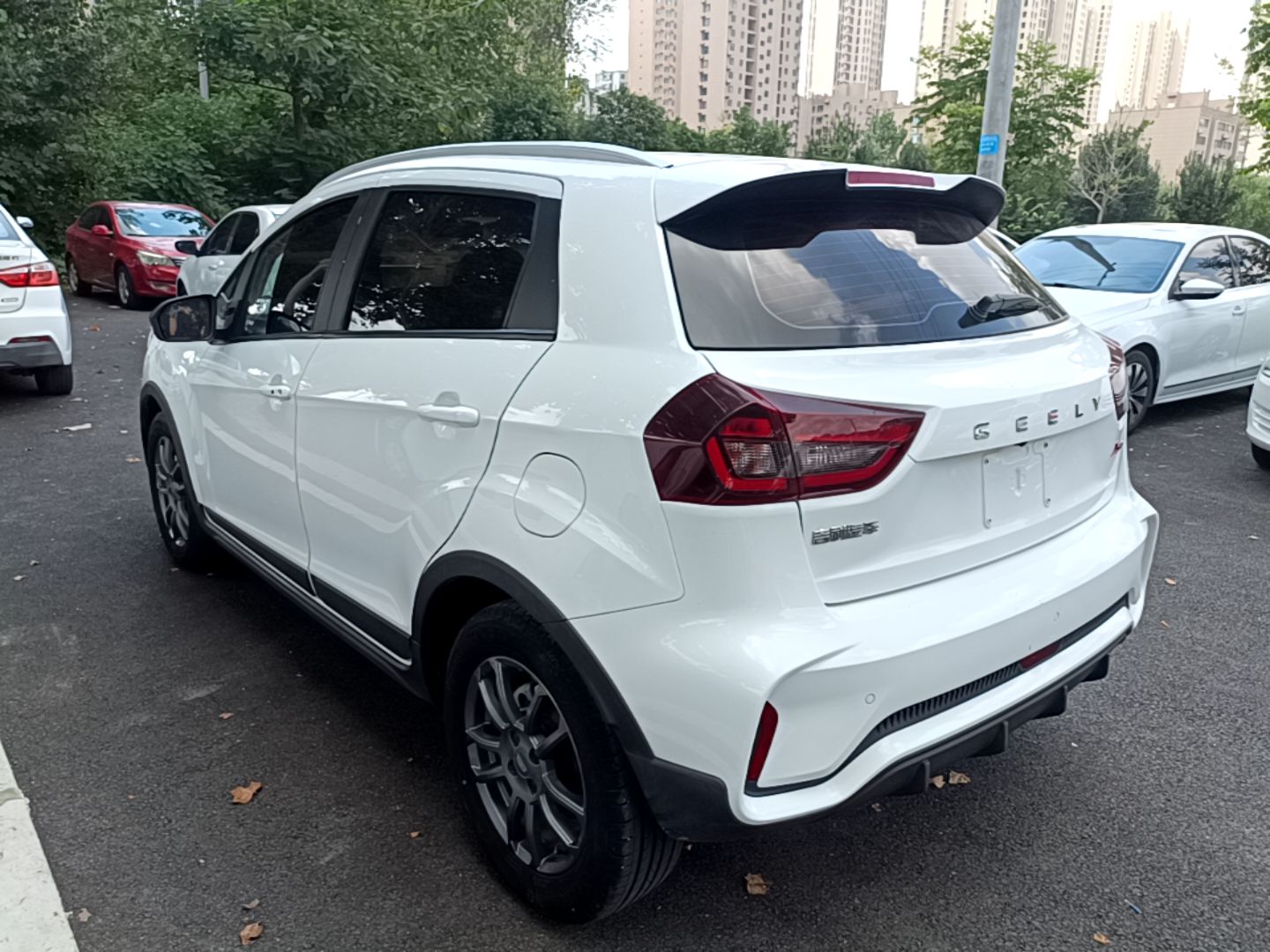 Geely Auto Vision X3 2021 PRO 1.5L CVT Deluxe Model — снимка 4