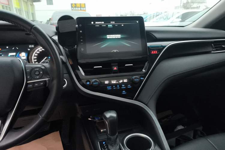 Used Toyota Camry 2021 2.0G Luxury Edition