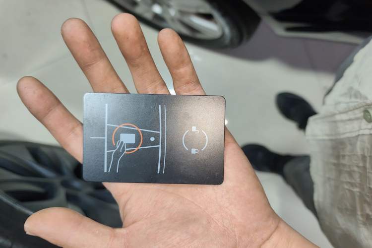 Used Tesla Model Y 2024 Rear-Wheel-Drive Version Interior 1