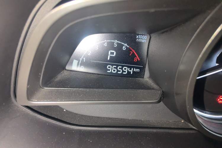 Used Mazda 3 Axela 2017 Hatchback 1.5L Automatic Comfort Model Emission Standard China V