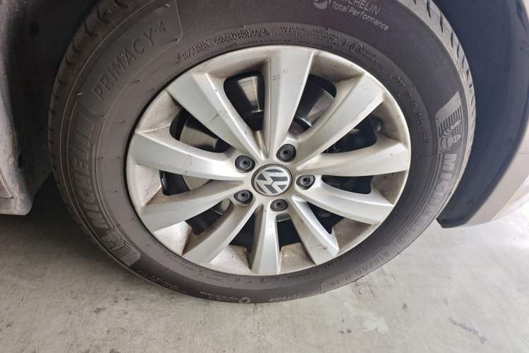 Used Volkswagen Passat 2014 1.8TSI DSG Prestige Edition
