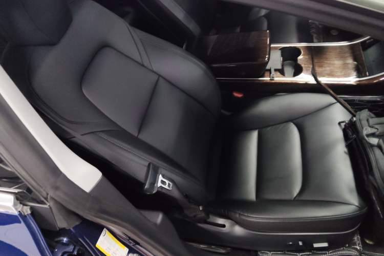 Used Tesla Model 3 2020 Refreshed Version Long-Range Rear-Wheel Drive Right Front Seat