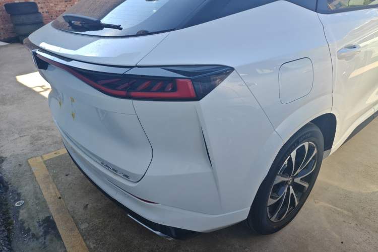 Used CHANGAN UNI-Z New Energy 2024 Blue Whale Smart Electric iDD 125km Beyond Edition Right Rear Taillight