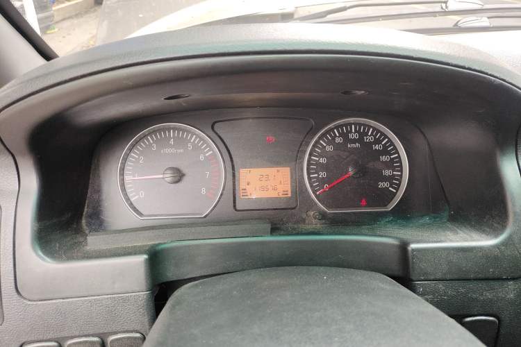 Used FORTHING Lingzhi 2014 M3 1.6L 7-seater Standard Model
