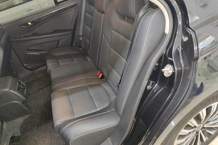 Used Hongqi H7 2018 1.8T Comfort Edition