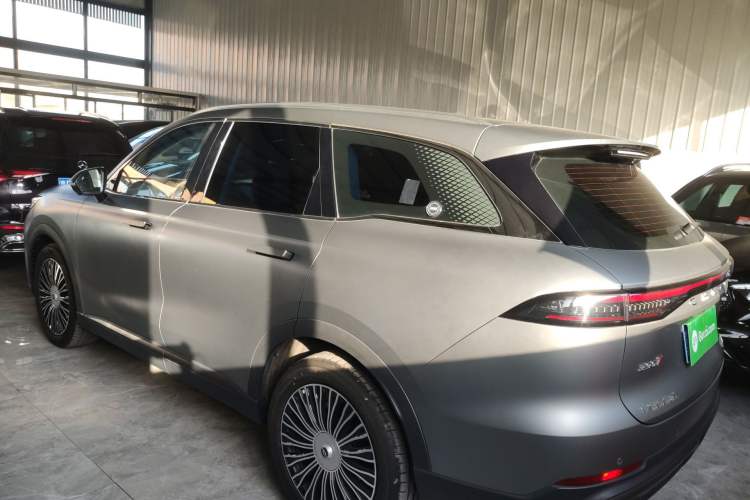 Used Chery Tiggo 8 L 2024 2.0T Two-Wheel Drive Prestige Version 5 Seats
