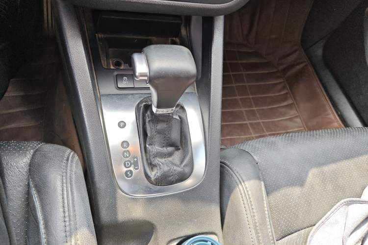 Used Volkswagen Sagitar 2011 1.4 TSI Automatic Luxury Edition
