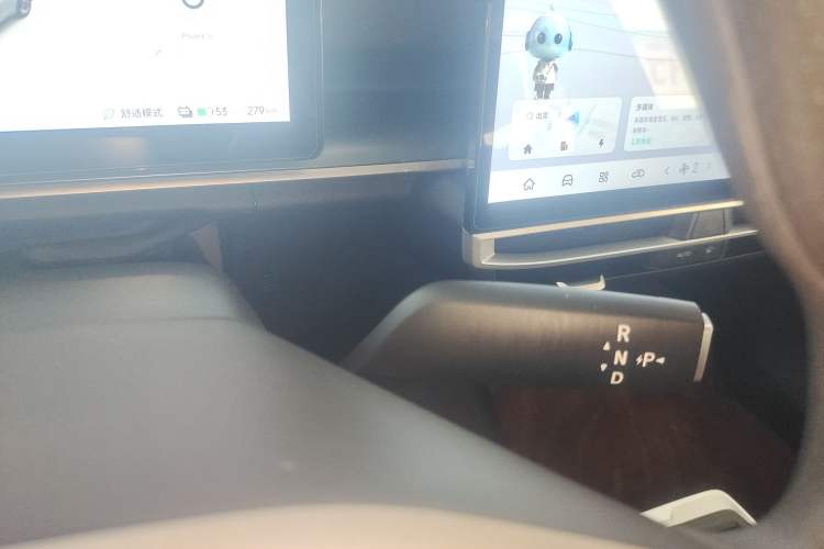 Used Venucia VX6 2024 520 Travel Edition
