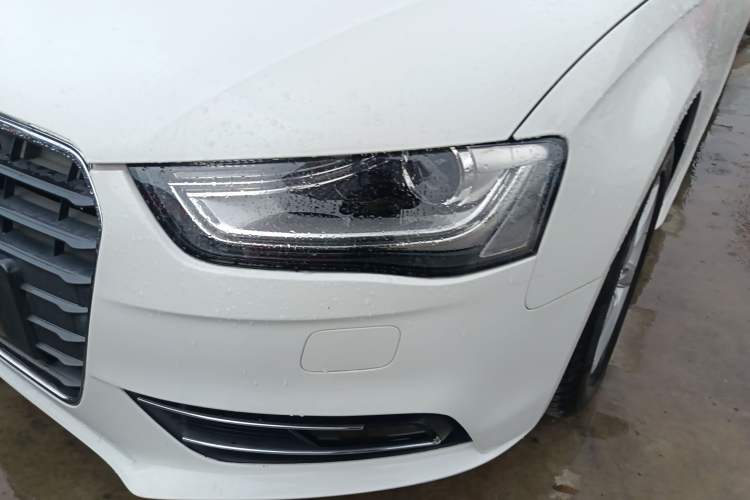 Used Audi A4L 2013 30 TFSI Automatic Comfort Model Left Front Headlight