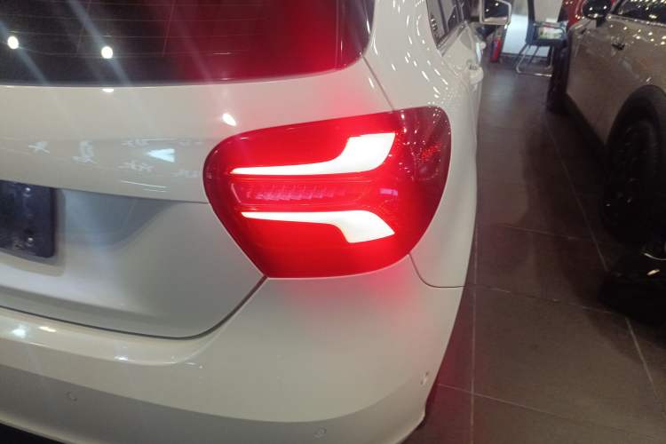 Used Mercedes-Benz A-Class (Import) 2017 Revised A 200 Dynamic Edition