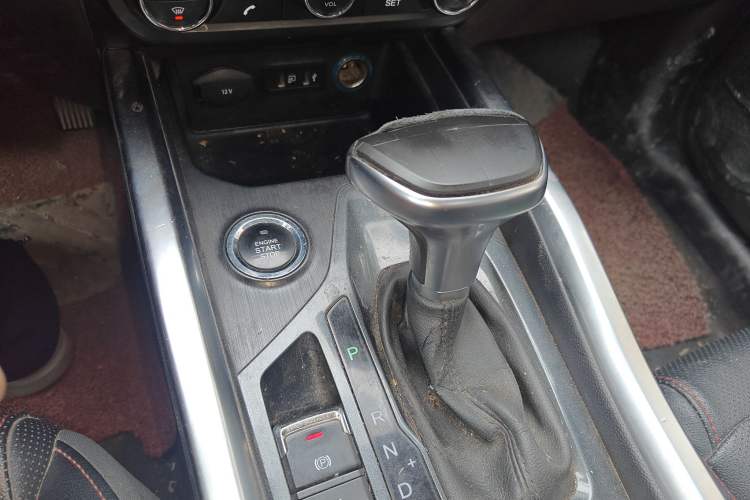 Used Chery Tiggo 5x 2017 1.5T DCT Elite Model Gear Lever