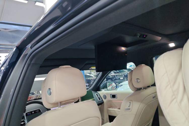 Used Li Auto L8 2025 Ultra Smart Refreshed Edition Headliner