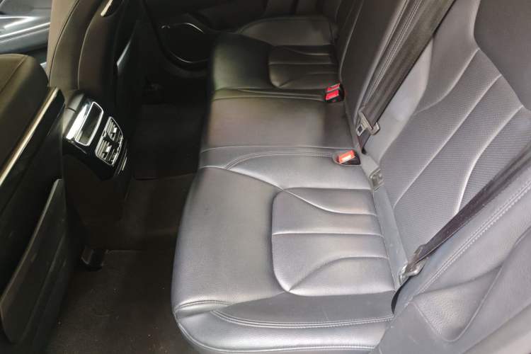 Used Geely Auto Emgrand GT 2015 2.4L Comfort Model
