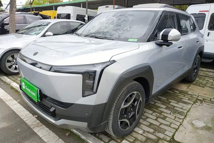 Used Dongfeng NAMMI 06 2025 401 Pro