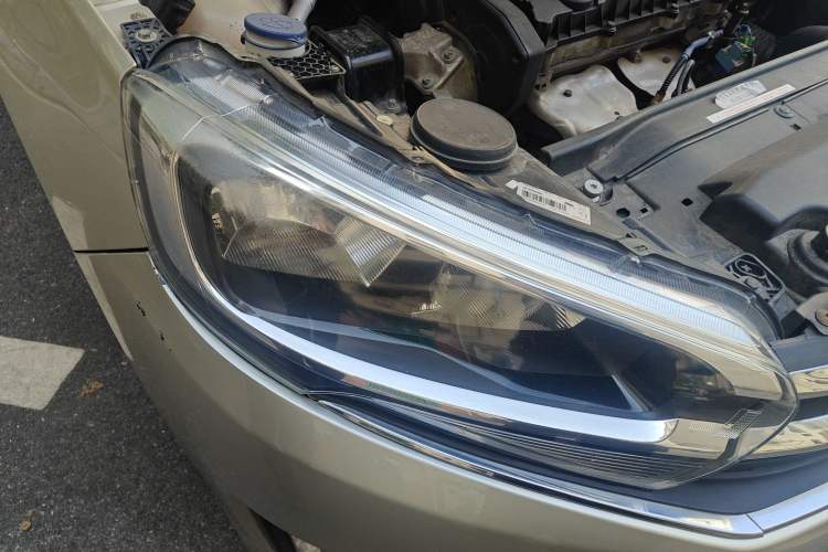 Used Citroen C4 Sega 2016 1.6L Automatic Luxury Model
