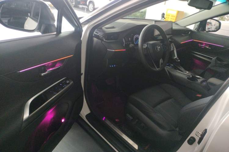 Used Toyota Harrier 2022 Dual-Engine 2.5L CVT Two-Wheel Drive Luxury Edition Driver Seat