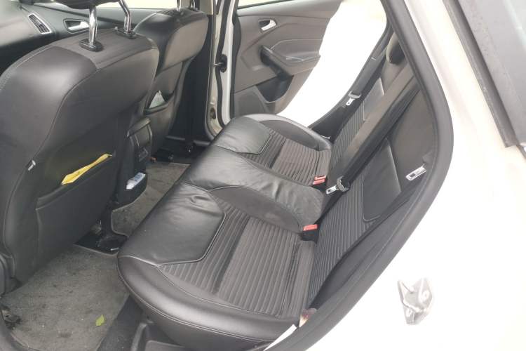 Used Ford Focus 2015 Sedan 1.6L Automatic Trend Model Left Rear Seat