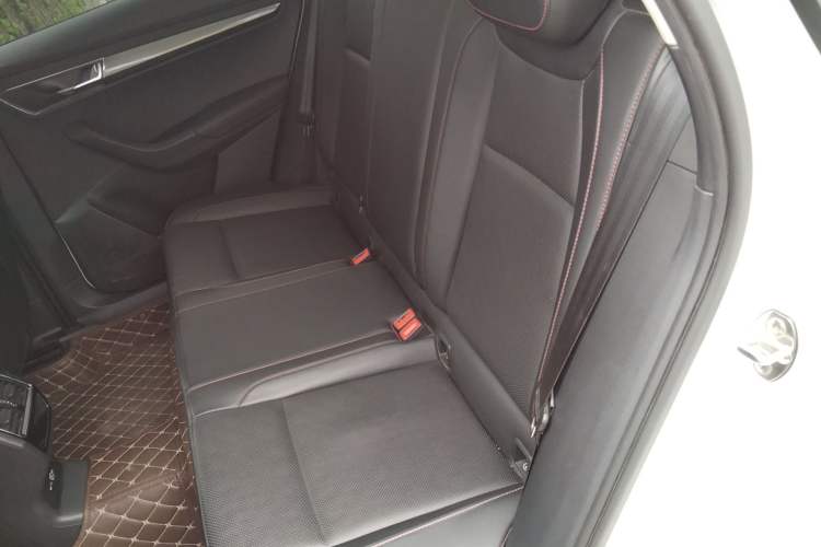 Used Skoda Karoq 2022 TSI280 Premium Edition Left Rear Seat