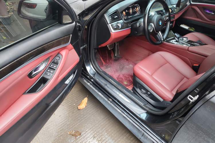 Used BMW 5 Series 2013 525Li Leading Model