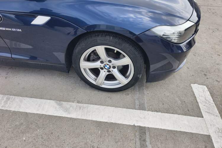 Used BMW Z4 2009 sDrive23i Leading Model