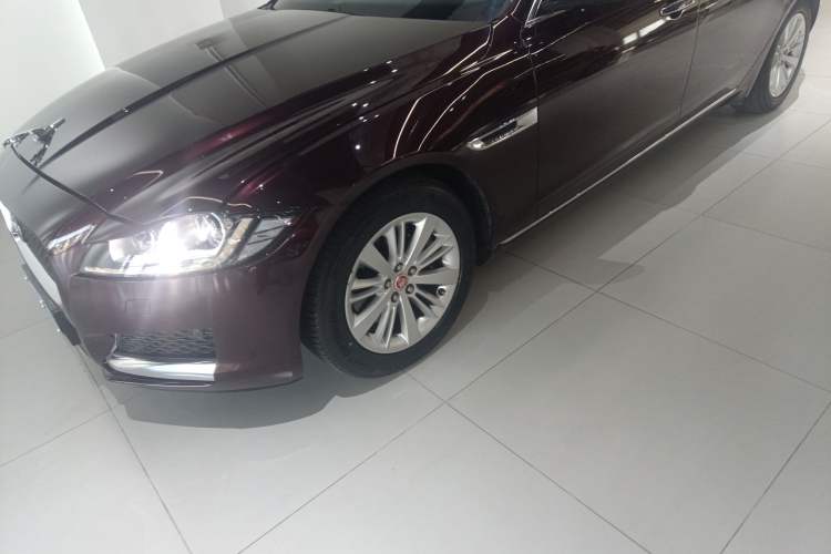 Used Jaguar XFL 2017 XFL 2.0T 240PS Premium Edition
