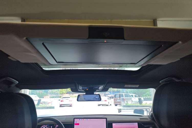 Used Volkswagen Teramont 2025 Tiguan Pro 450TSI Four-Wheel Drive Summit Edition Headliner