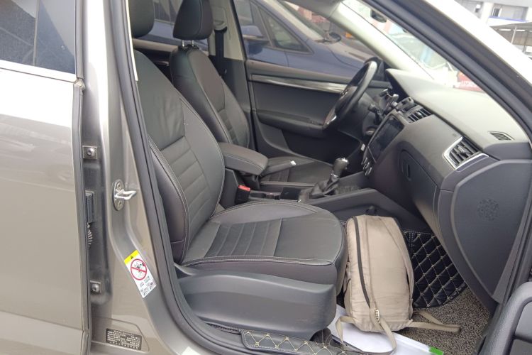 Used Skoda Octavia 2017 1.6L Automatic Smart Drive Edition
