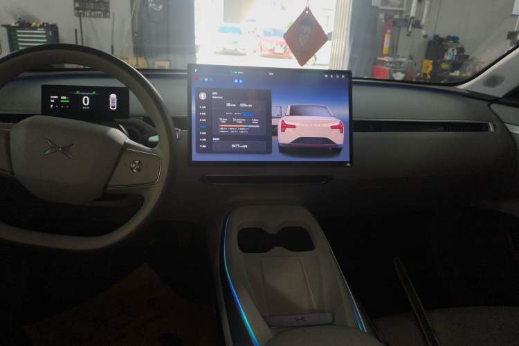 Used XPeng MONA M03 2024 620 with Ultra-Long Range Audio And AC Panel