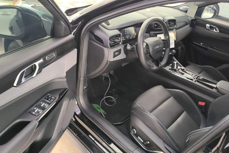 Used Lynk & Co 03 2022 2.0TD DCT JingPro