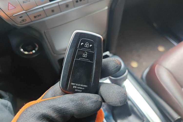 Used Toyota Prado 2018 3.5L Automatic TX-L with Rear-Mounted Spare Tire
