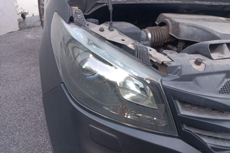 Used SAIC MAXUS G10 2014 2.0T Automatic Luxury Executive Edition
