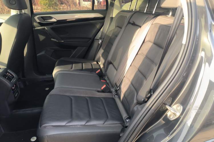 Used Volkswagen Tayron 2022 330TSI Two-Wheel Drive Luxury Connect Plus Version