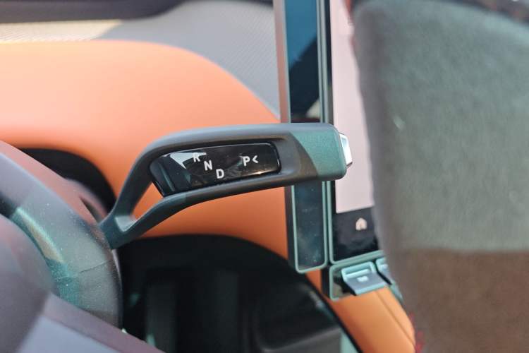 Used Xiaomi Auto YU7 2025 Ultra-Long Range High-Performance All-Wheel-Drive Max Edition