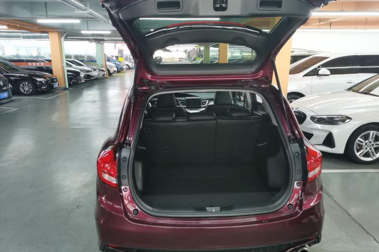 Used Honda Jade 2017 1.8L automatic Comfort version 5 seats
